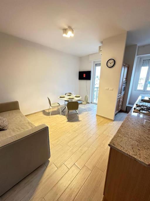 דירות Bam House - Milano Romolo מראה חיצוני תמונה